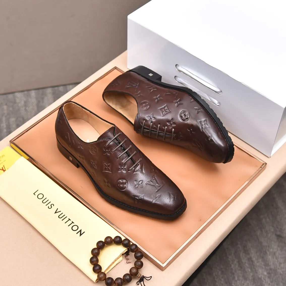 Men's shoes💰480📛📛【LOUIS VUITTON】(Quan Niu Li) Louis Vuitton 2023 official website synchronized new products👟Milan fashion catwalk style🇰🇾🇰🇾LV family logo, celebrity style, a must-have for fashionistas⚠️First layer calfskin➕cowhide lining➕Official website original version special outsole👞Number 38-44